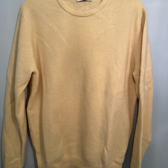 Suitsupply Men's Light Yellow Crewneck Sweater